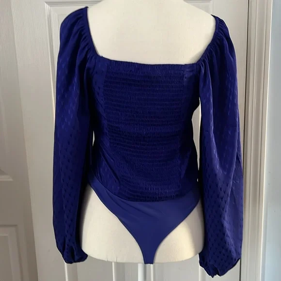 Beautiful, Express blouse - Picture 2 of 3